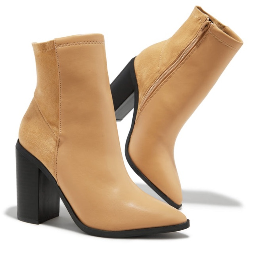 TRIUMPH BLOCK HEEL ANKLE BOOTS